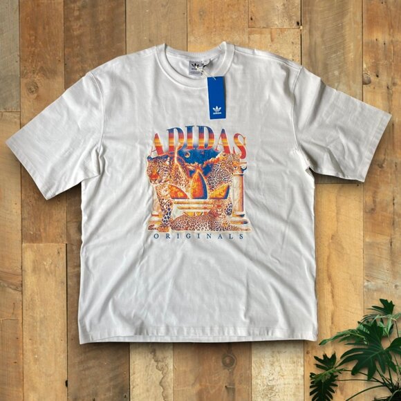 adidas Tops - 🧡❤️NWT ADIDAS ORIGINAL TSHIRT LEOPARD BOYFRIEND FIT WOMENS SIZE M MEDIUM